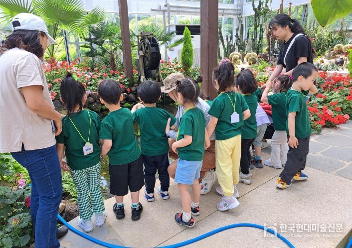 강화군, 바다와 산을 한눈에… 가을 힐링 여행지 ‘석모도 수목원’ 주목