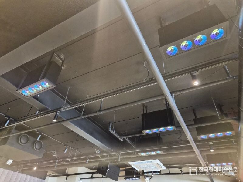 국내최초 KC인증을 받은 마이닝컴퓨터 천정에 설치된 모습