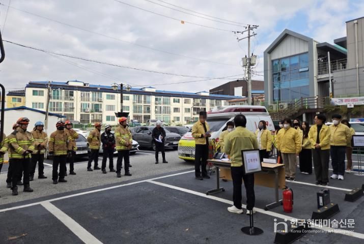 김제시립도서관·김제소방서, 시민 안전 위해 합동소방훈련 실시