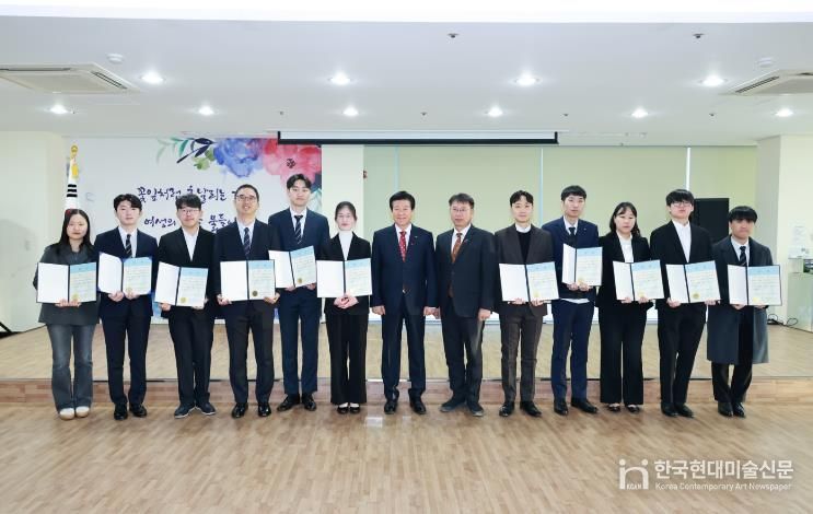 신규임용자 기념사진