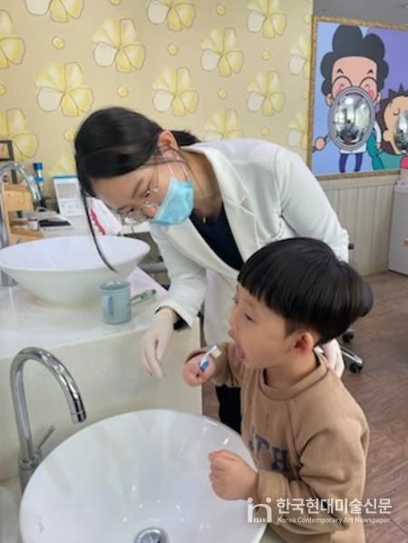 칫솔질 교육 사진