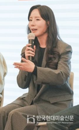 배리어프리 도시 구축을 위한 의정활동 소개하는 윤정회 의원.