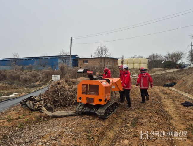 산림 인접지 영농부산물 파쇄 지원