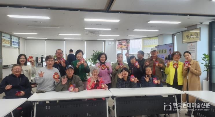 천안박물관이 한국농아인협회 천안시지부에서 찾아가는 박물관 프로그램을 운영하고 있다.