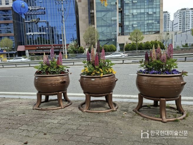 봄꽃 식재 모습